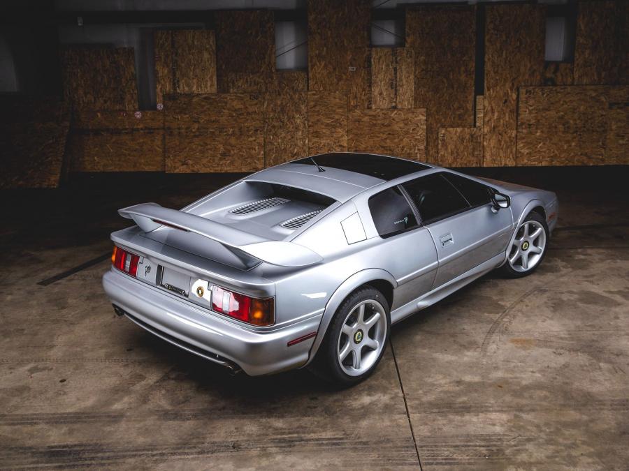  Lotus Esprit V8 SE 2001 года  (фото 10 из 66)
